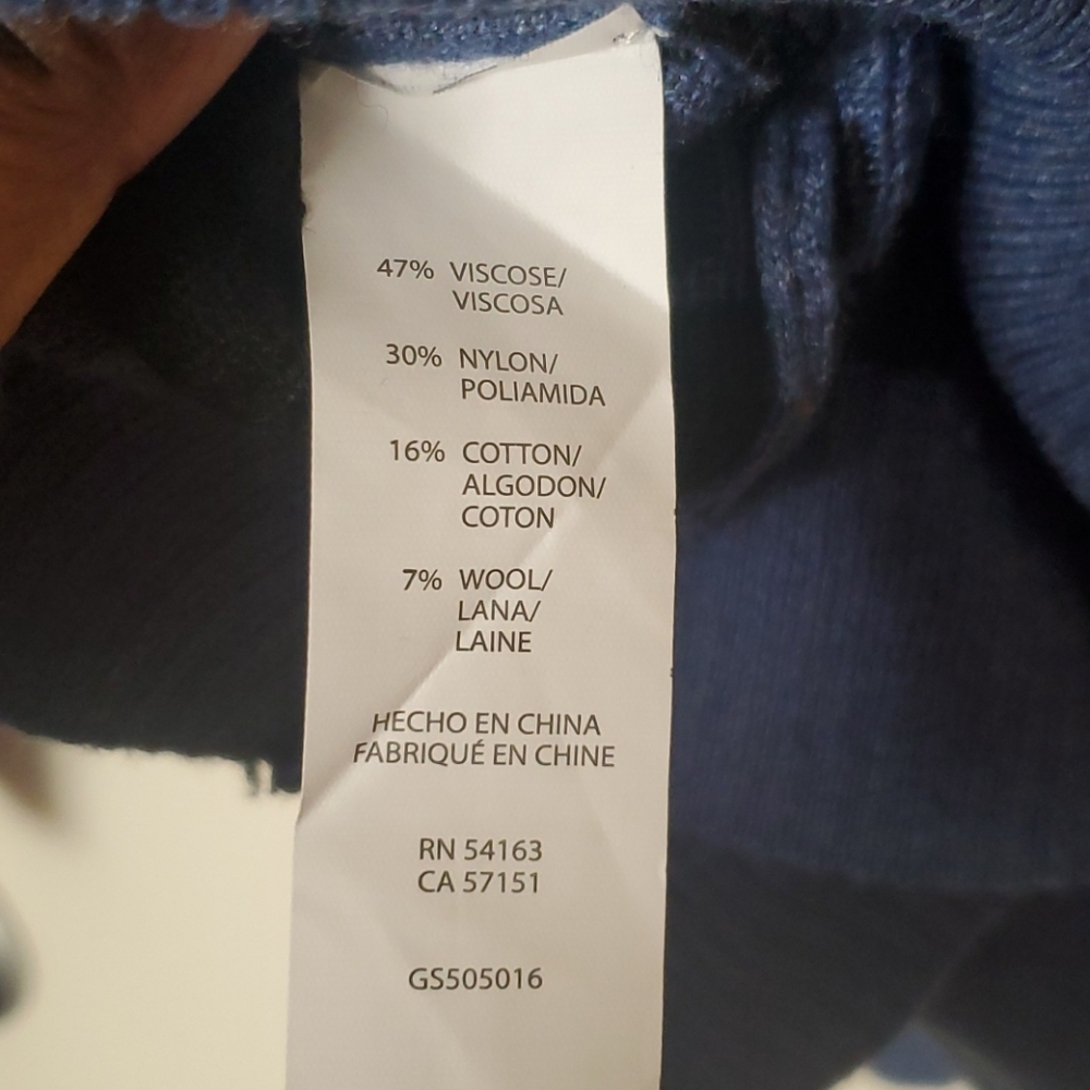 Pullover - Picture 7 of 8